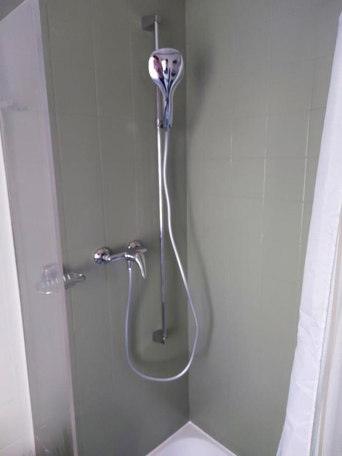 Petite Maison Sur La Colline Du Gibloux: 1Chambre,1 Salon Et Salle De Bain Prives Au Rez De Chausse, Piscine Exterieur Et Bbq , Le Chatelard  Екстер'єр фото